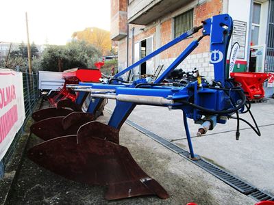 Ruota di profondità per aratro usato Ruota di profondità per aratro usato